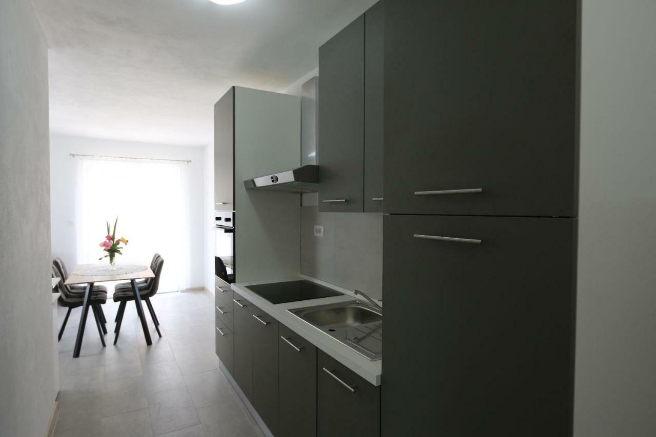 Apartments Mihalic ชิโล ภายนอก รูปภาพ